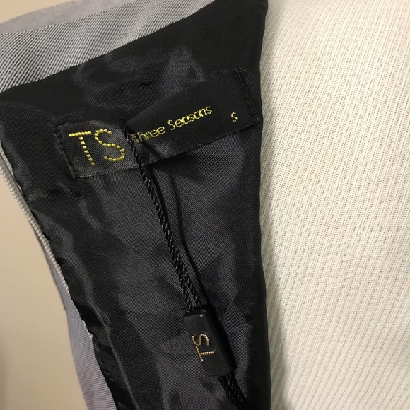 Silver metallic dress with peplum skirt - Picture 9 of 10